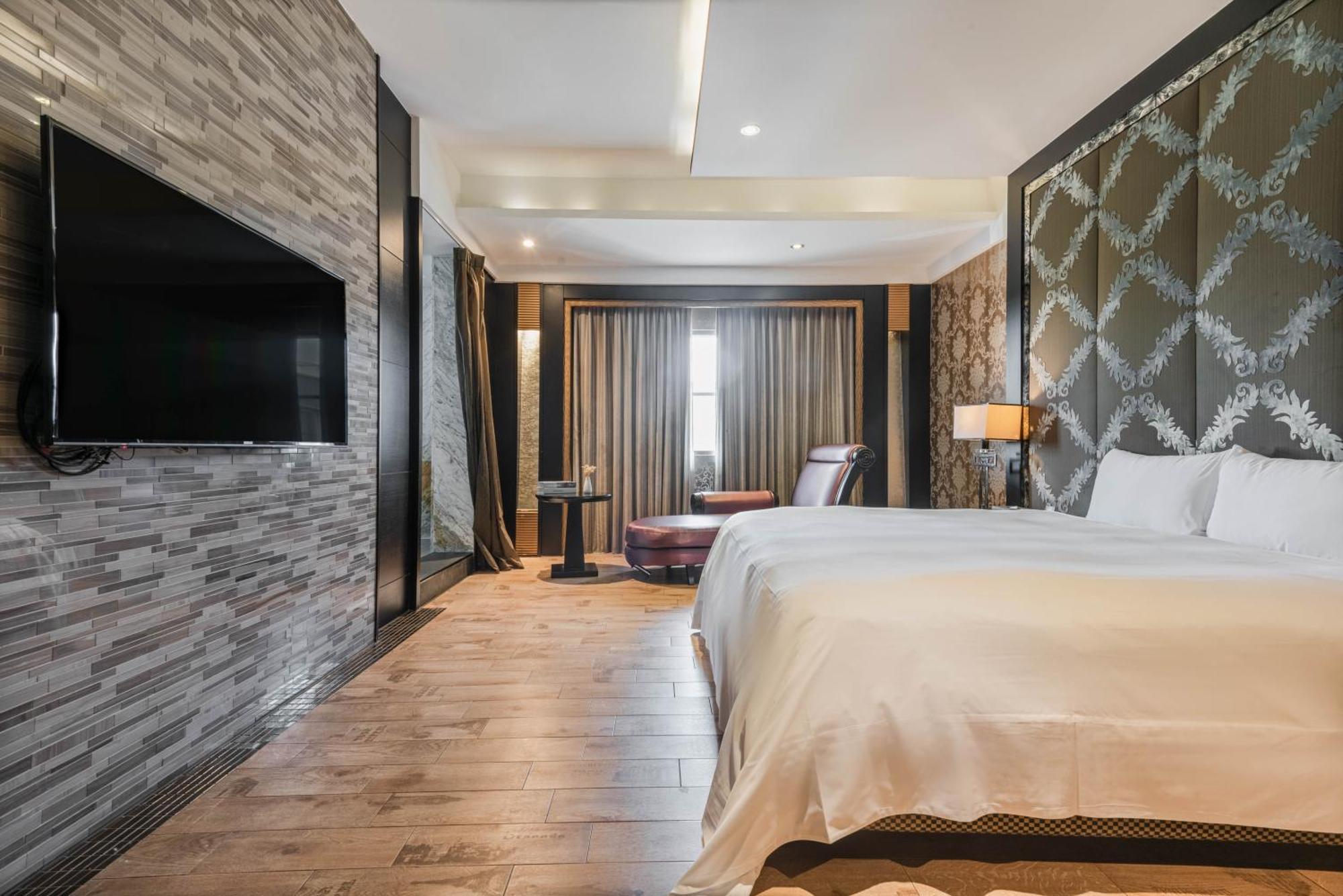 Holly Wood Motel Pitou Экстерьер фото