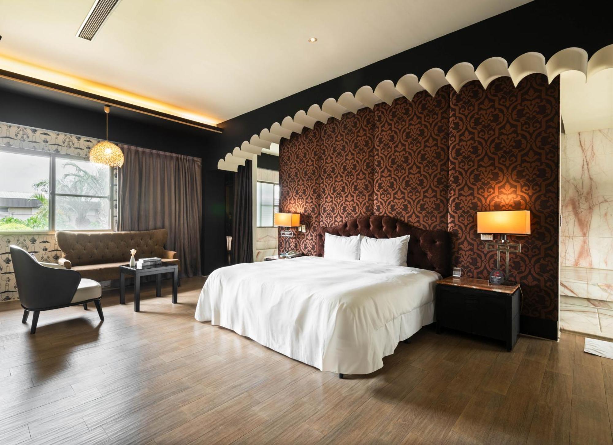 Holly Wood Motel Pitou Экстерьер фото