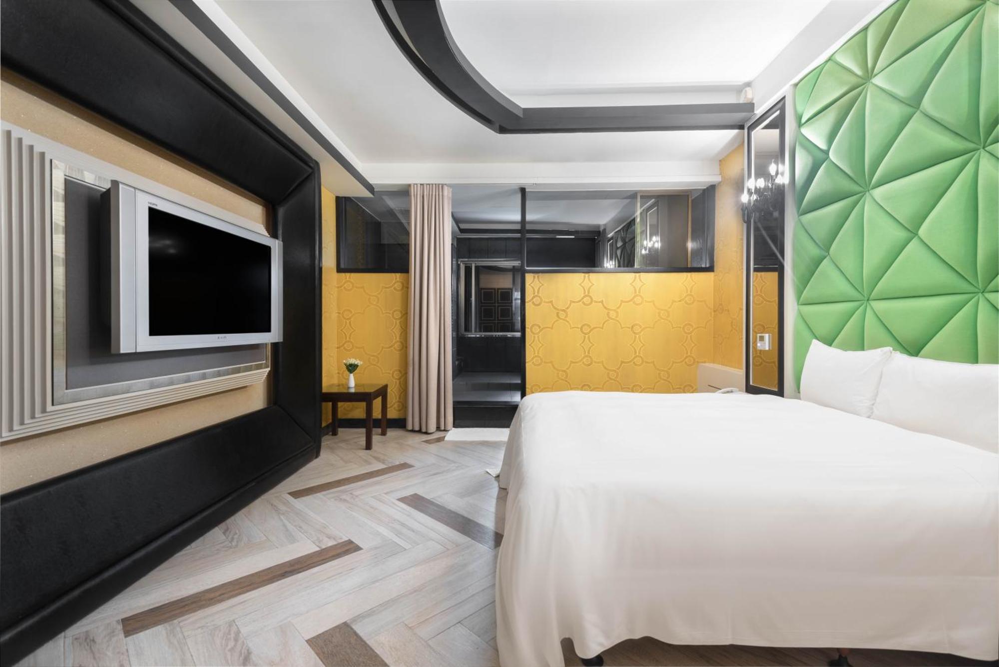 Holly Wood Motel Pitou Экстерьер фото