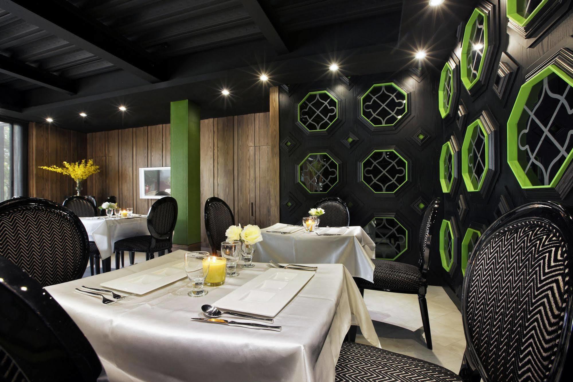 Holly Wood Motel Pitou Экстерьер фото